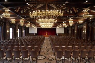 هتل Mission Hills Resort Haikou