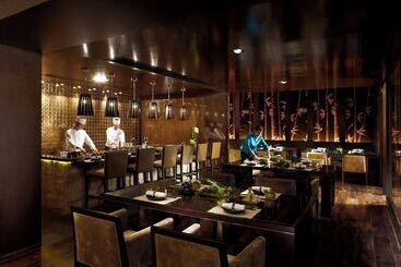 هتل Mission Hills Resort Haikou