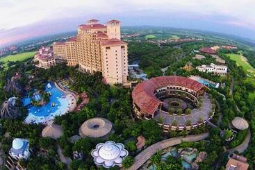 هتل Mission Hills Resort Haikou