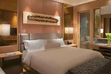 هتل Movenpick  Enshi