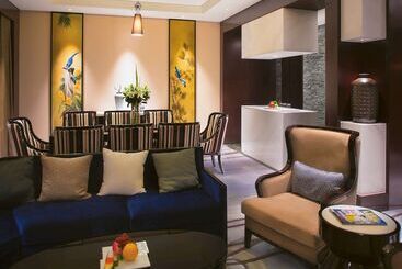 هتل Movenpick  Enshi