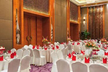 هتل Movenpick  Enshi