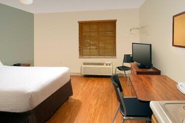 هتل Woodspring Suites Tulsa