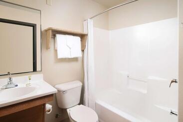 هتل Woodspring Suites Tulsa