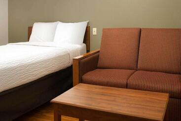 هتل Woodspring Suites Tulsa