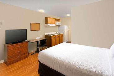 هتل Woodspring Suites Tulsa