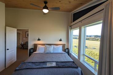 Juan De Fuca Cottages