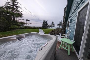 Juan De Fuca Cottages