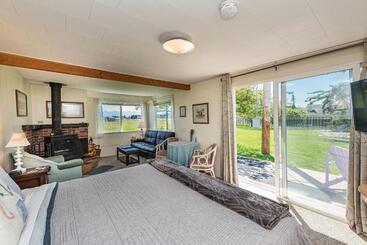 Juan De Fuca Cottages