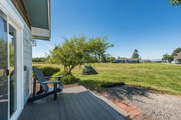 Juan De Fuca Cottages