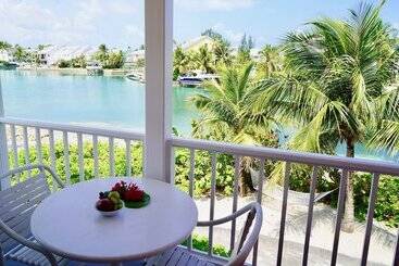 Sandyport Beach Resort - Nassau