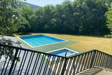 Acogedor Piso En Sort Con Piscina
