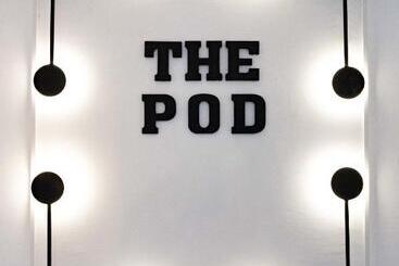 هاستل The Pod Mabini