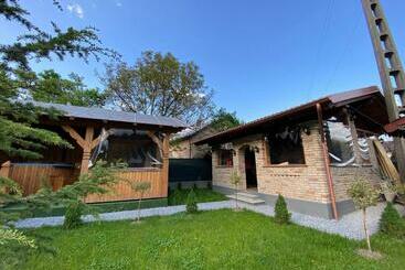 Casa La Cozacu