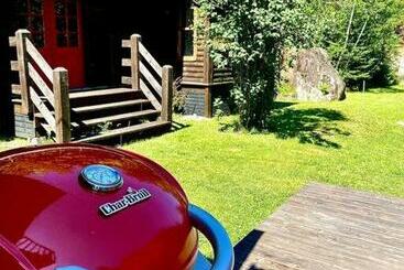 Chalet L Alpiniste & Spa / Near Mont Tremblant!