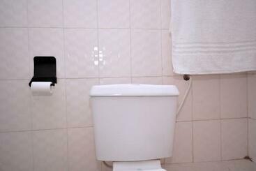 Golden One Bedroom Serviced Apartment With Free Wifi