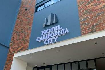 هتل California City