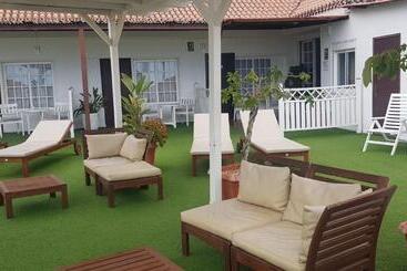 Отель Villa Las Flores