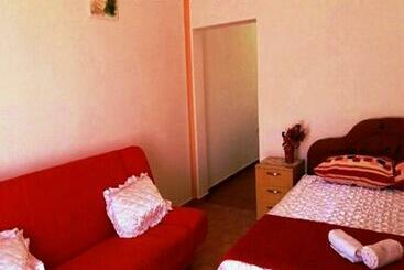 Igalo Studio Apartmani