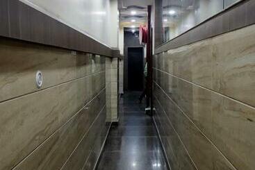 هتل Crystal By Wb Inn