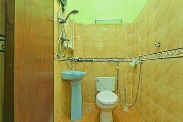 هتل Oyo 90601 Sabacraft & Lodge