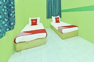 هتل Oyo 90601 Sabacraft & Lodge