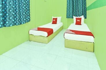 هتل Oyo 90601 Sabacraft & Lodge