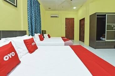 هتل Oyo 90601 Sabacraft & Lodge