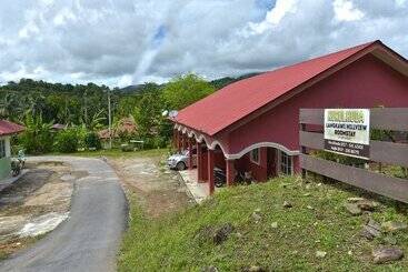 هتل Oyo 90605 Nurulhuda Langkawi Hillview Roomstay