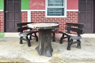 هتل Oyo 90605 Nurulhuda Langkawi Hillview Roomstay