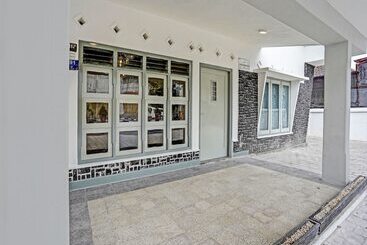 Otel Oyo 91618  Nawangwulan