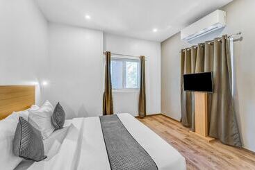 Rohaan Inn   Upar Hotels Ashok Nagar