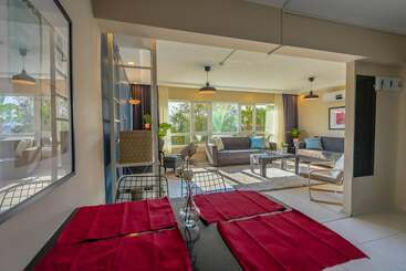Missafir Stylish Flat Near Hadrian S Gate