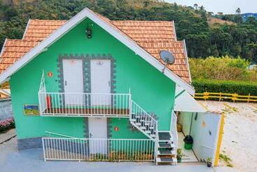 پانسیون Pousada Araucária Suítes