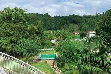 پانسیون Matua Guest House