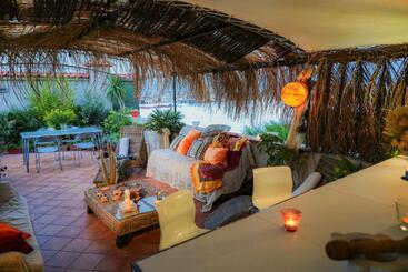 تختخواب و صبحانه A Casa Di Peppe