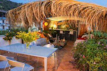 تختخواب و صبحانه A Casa Di Peppe