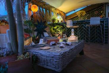 تختخواب و صبحانه A Casa Di Peppe