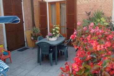 تختخواب و صبحانه A Casa Di Bianca