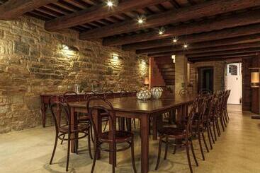تختخواب و صبحانه Il Cortile Segreto