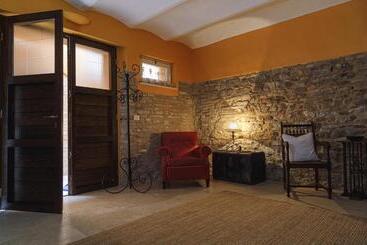 تختخواب و صبحانه Il Cortile Segreto