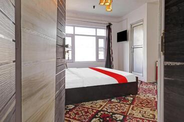 هتل Eco Rooms