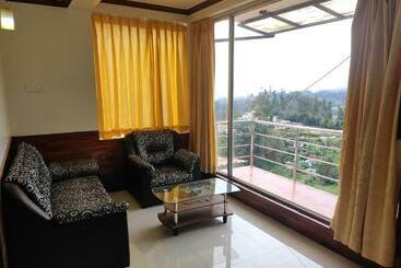هتل The Jacks Hilltop Kodai