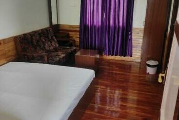 هتل The Jacks Hilltop Kodai