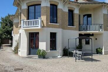 Les Jolis Nids Studio Rouge Gorge