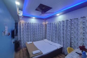 پانسیون Diamond Cottage