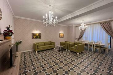 Qafqaz Suite Riverside Villa
