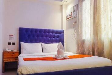 בית מלון כפרי Urbanview At Balzain East Tuguegarao City By Reddoorz
