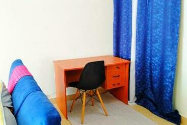 تختخواب و صبحانه Cozy Haven
