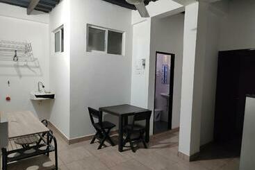 پانسیون Aranda Hostal